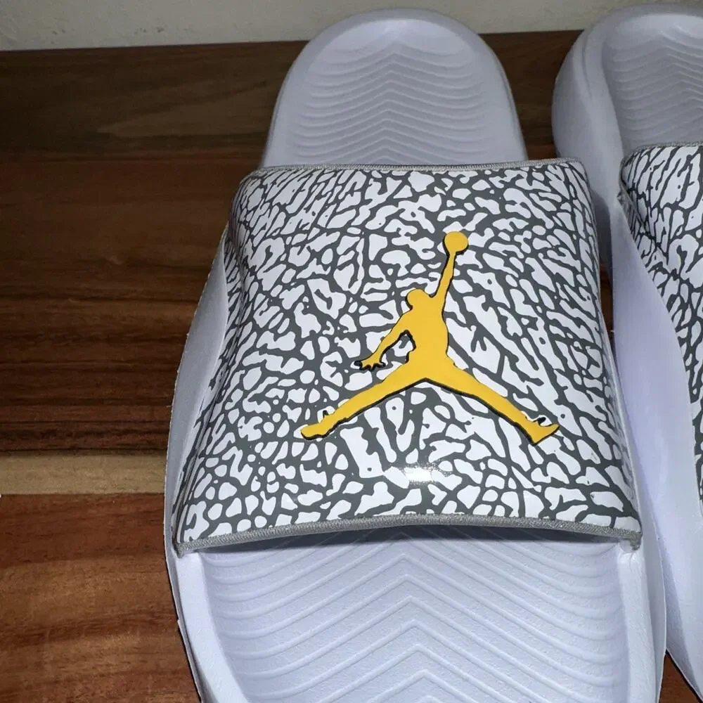 Jordan Men’s Hydro Slides Marquette University Size 14 Rare